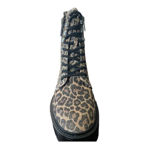NEW Guess Women's Fearne Lug Sole Lace Up Fall Winter Leopard Bootie Shoes 5.5M - Picture 2 of 13